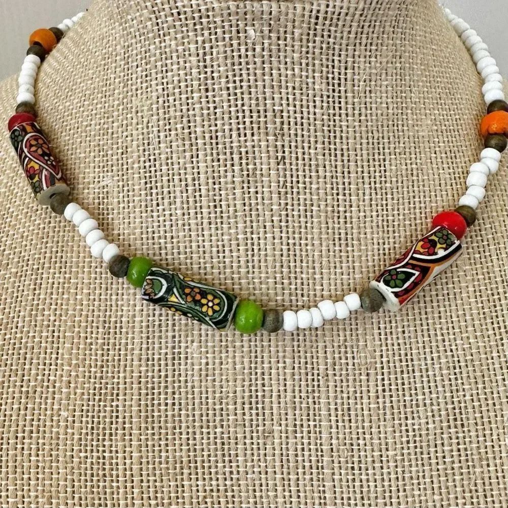 White colorful beaded choker necklace